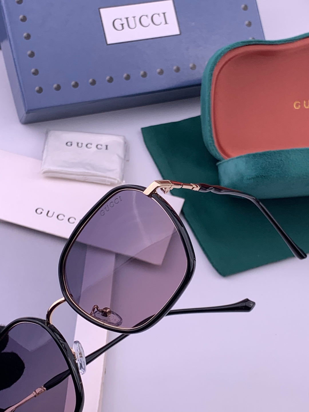 Gucci G7825 Polarized Square Brown Lens Sunglasses for Women - 371550 - detail image 3