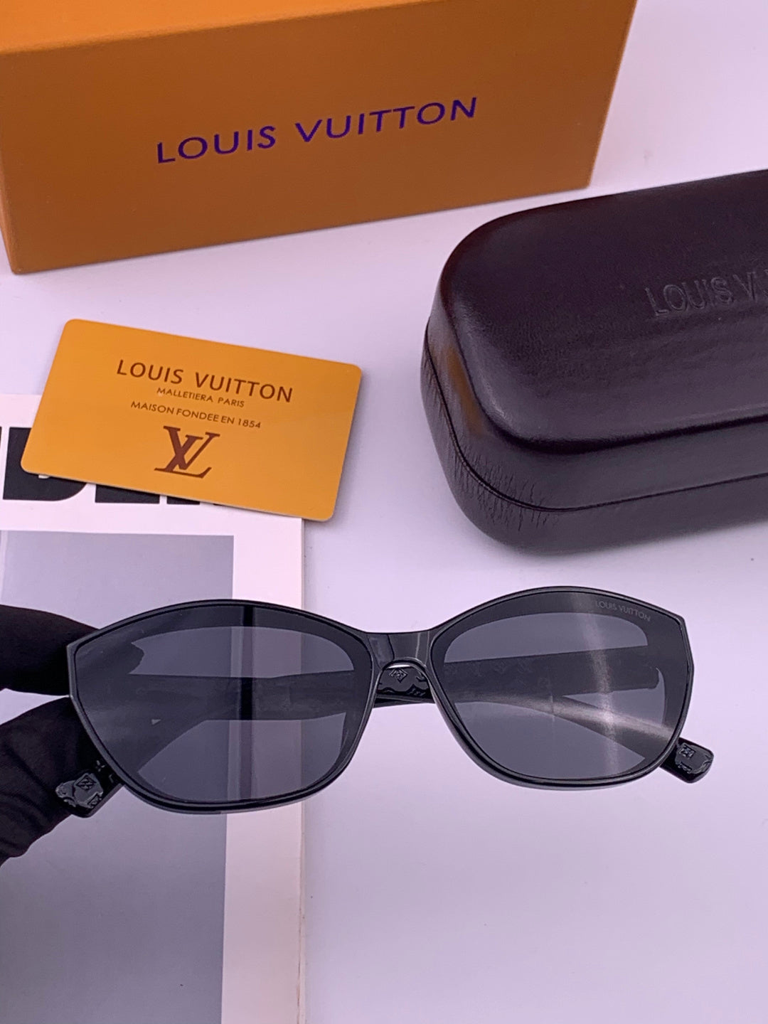 Louis Vuitton L2552 Square Black Lens Sunglasses for Men & Women - 371342