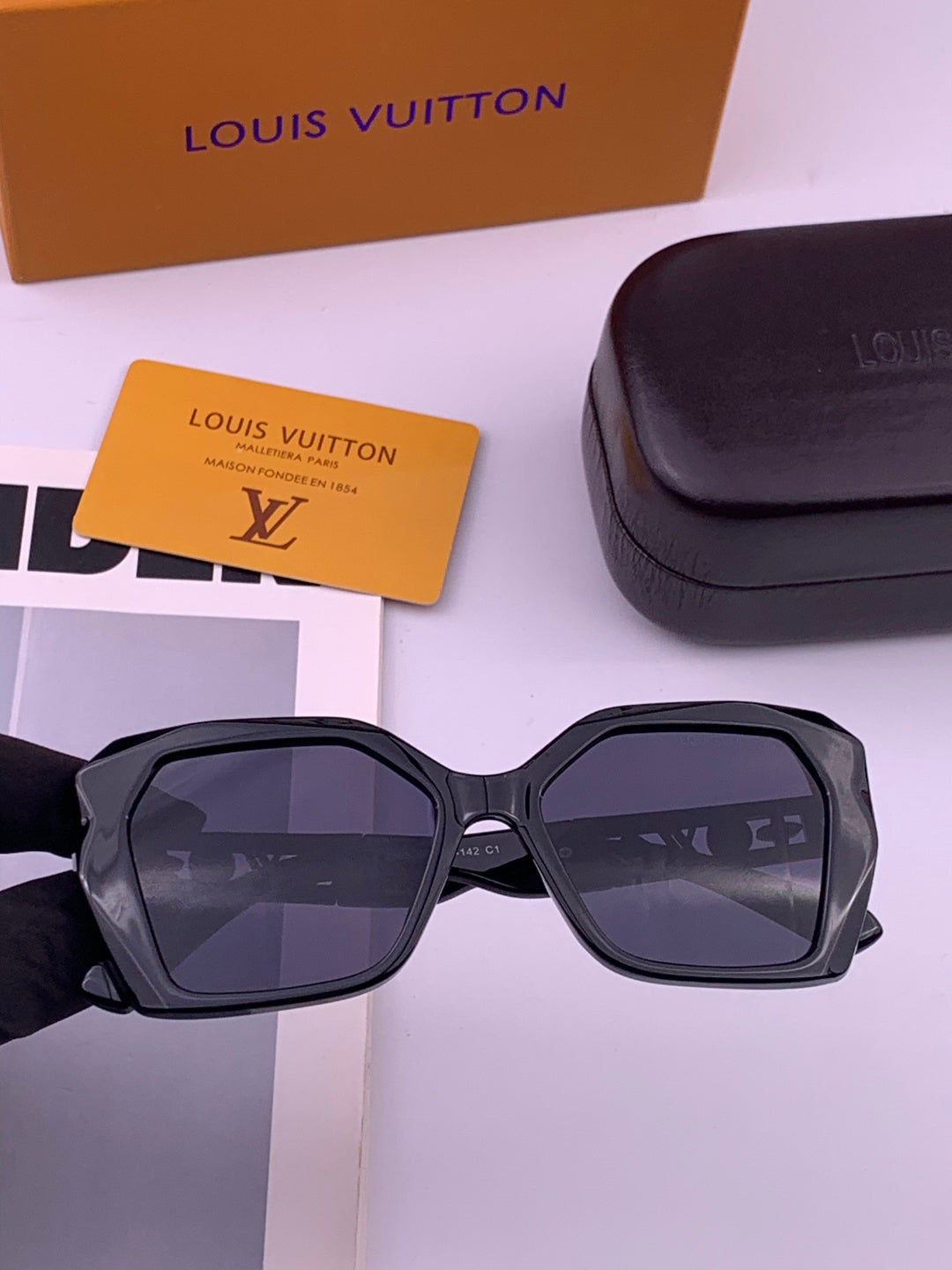 Louis Vuitton L5230 Square Black Lens Sunglasses for Men & Women - 371343