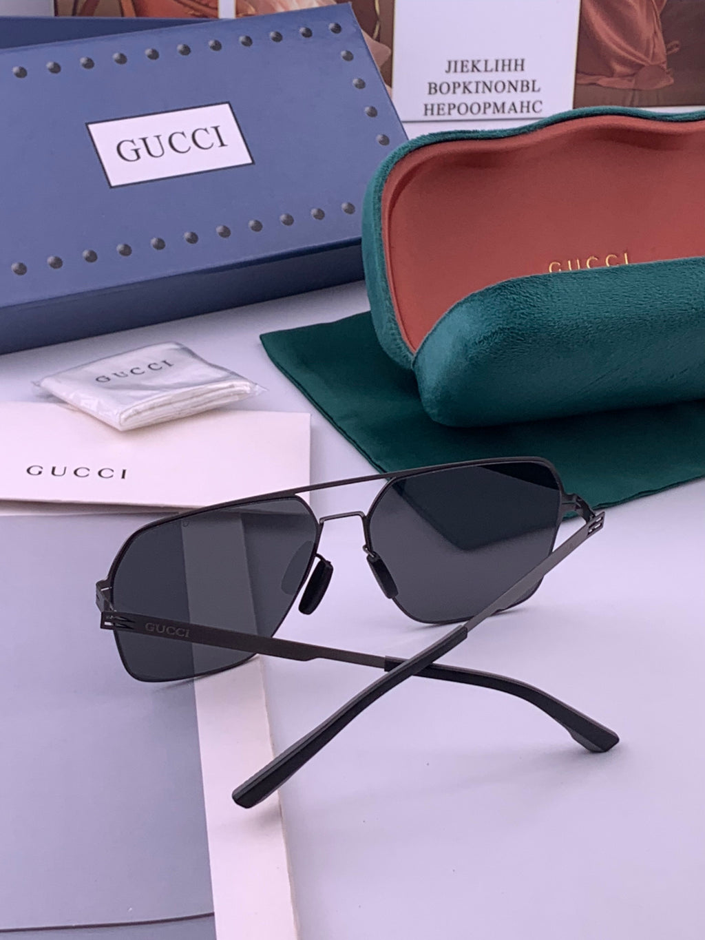 Gucci G711 Polarized Fashion Gold Lens Sunglasses for Men & Women - 371555 - detail image 5