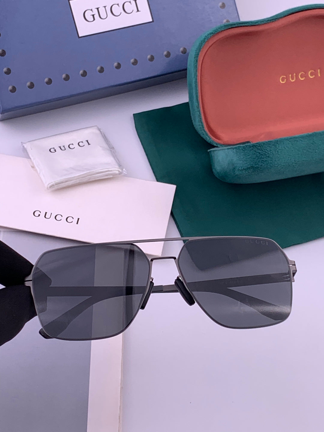 Gucci G711 Polarized Fashion Gold Lens Sunglasses for Men & Women - 371555
