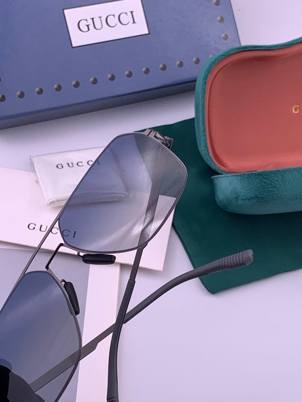 Gucci G711 Polarized Fashion Gold Lens Sunglasses for Men & Women - 371556 - detail image 4