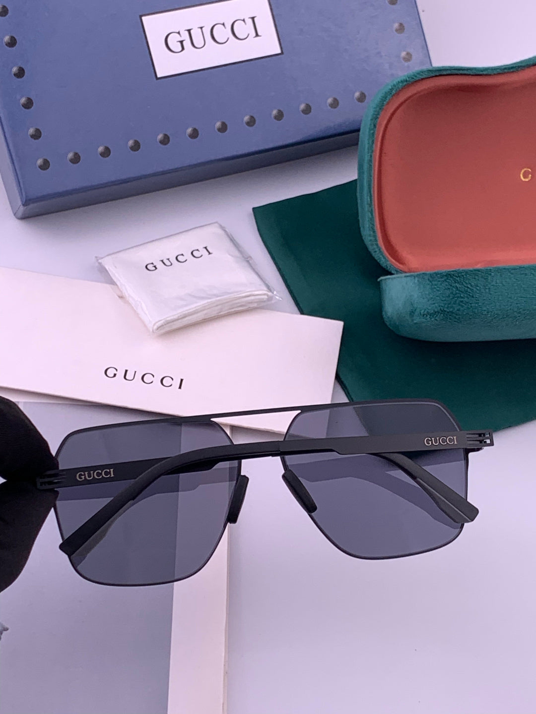 Gucci G711 Polarized Fashion Gold Lens Sunglasses for Men & Women - 371557 - detail image 6