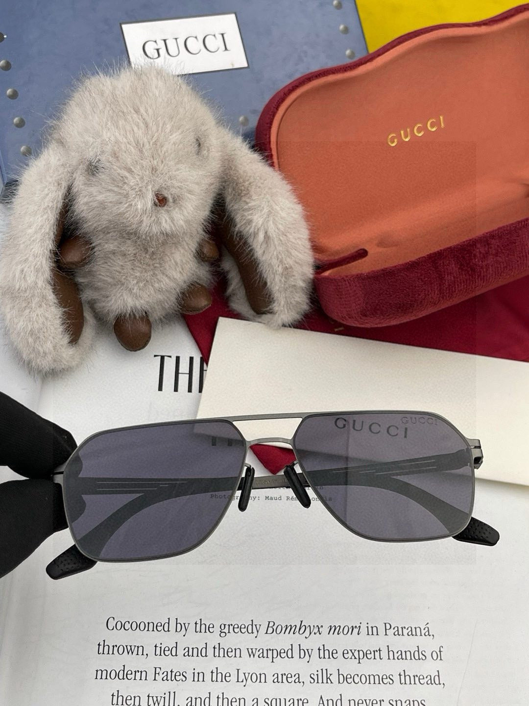 Gucci G0862 Fashion Gold Lens Sunglasses for Men & Women - 371527 - detail image 2