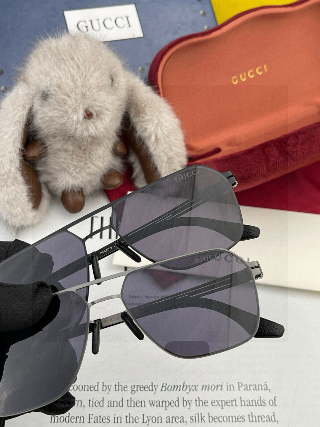 Gucci G0862 Fashion Gold Lens Sunglasses for Men & Women - 371527 - detail image 5