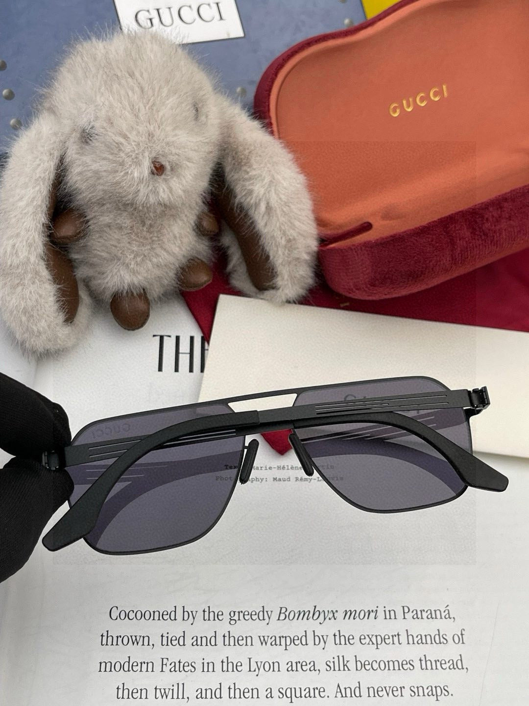 Gucci G0862 Fashion Gold Lens Sunglasses for Men & Women - 371527 - detail image 6