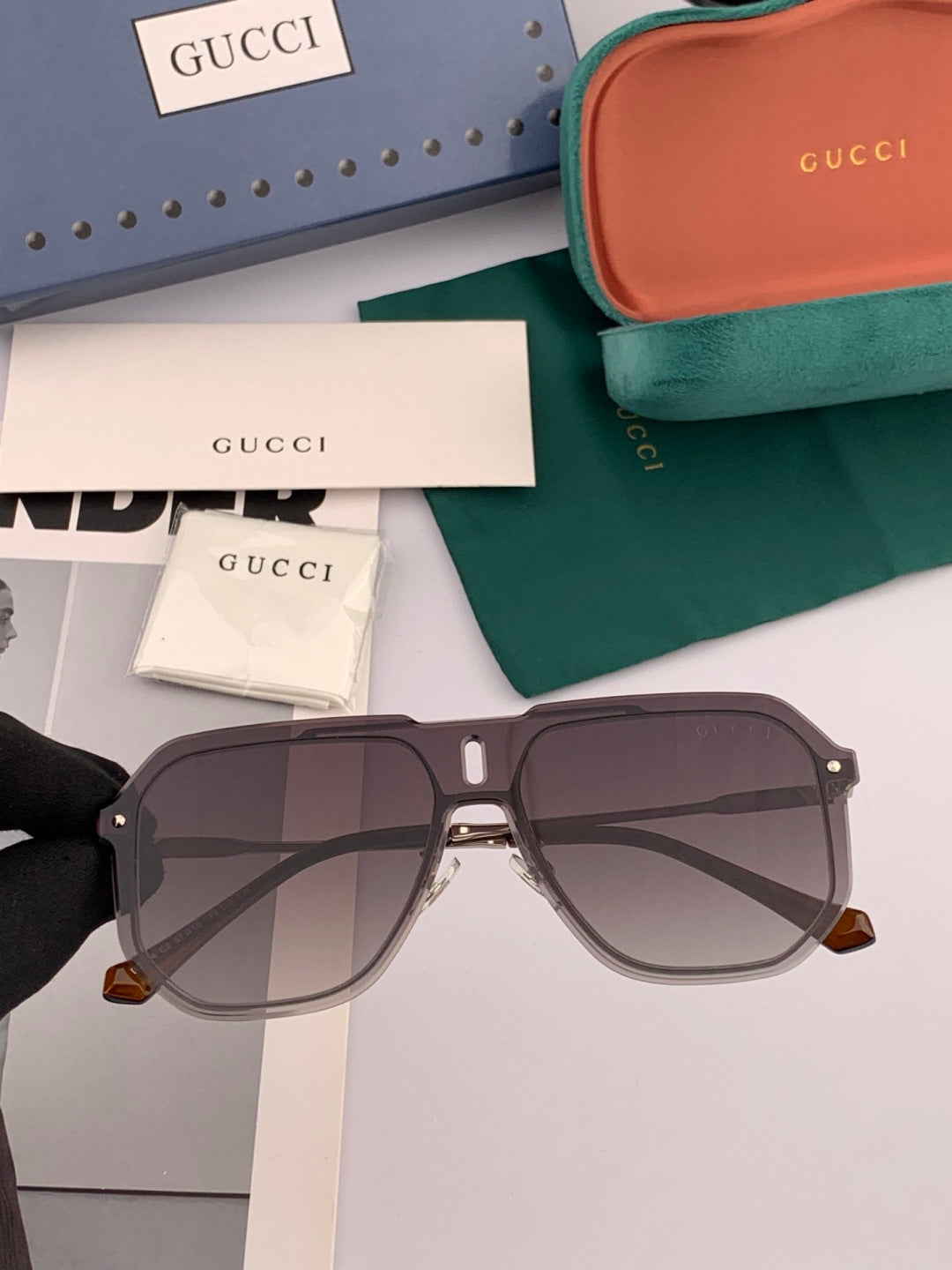 Gucci G4642 Polarized Fashion Gold Lens Sunglasses for Men & Women - 371531 - detail image 2