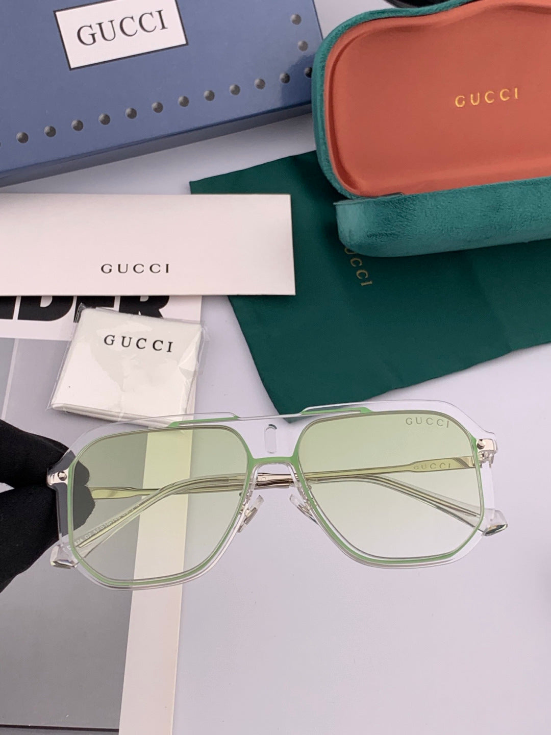 Gucci G4642 Polarized Fashion Gold Lens Sunglasses for Men & Women - 371531 - detail image 3
