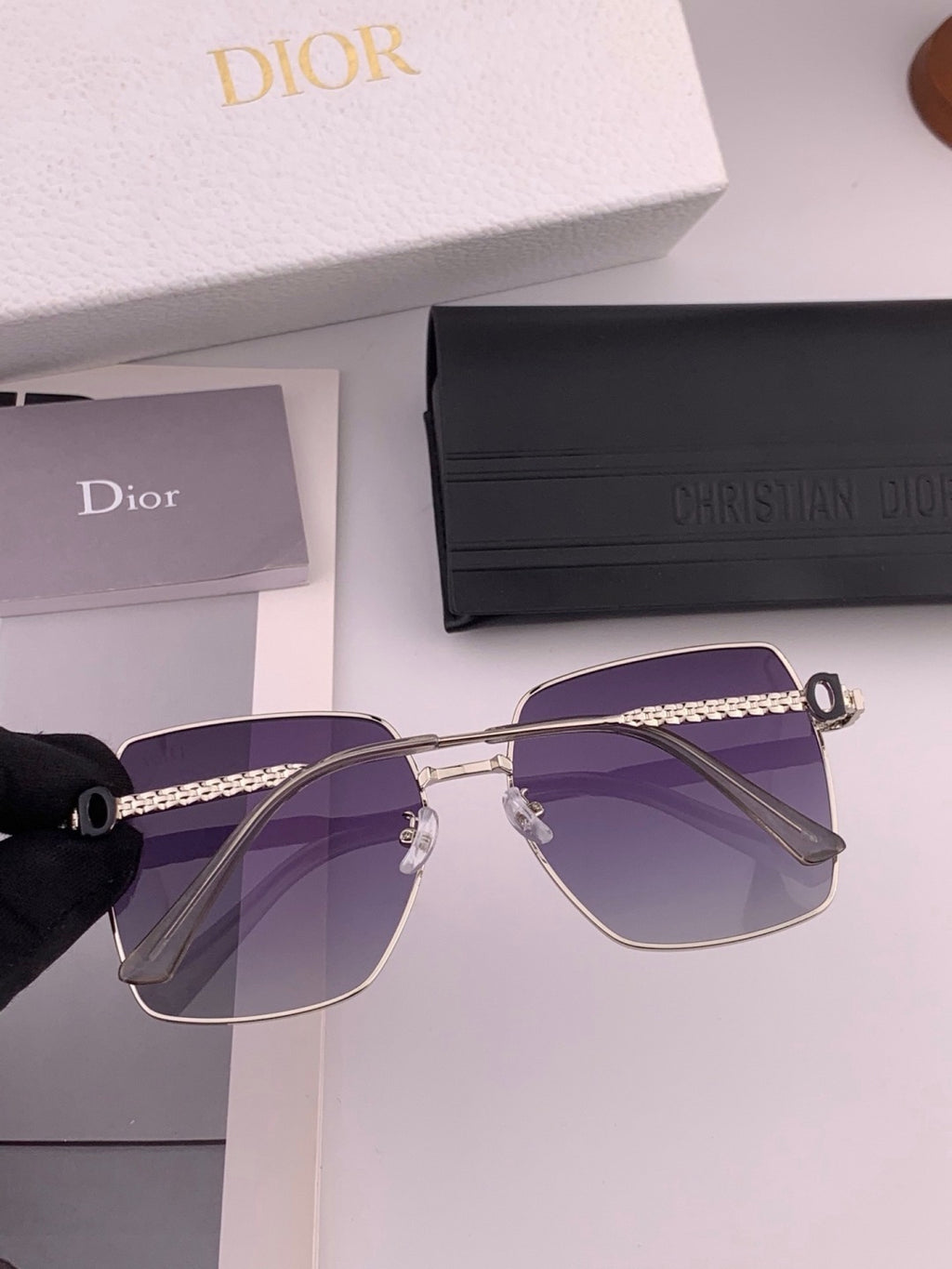 Dior D6310 Polarized Square Red Lens Sunglasses for Men & Women - 371959 - detail image 6