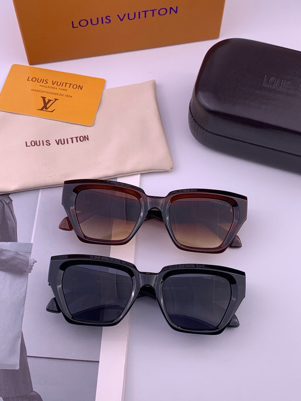 Louis Vuitton L26900 Square Black Lens Sunglasses for Women - 371312 - detail image 7
