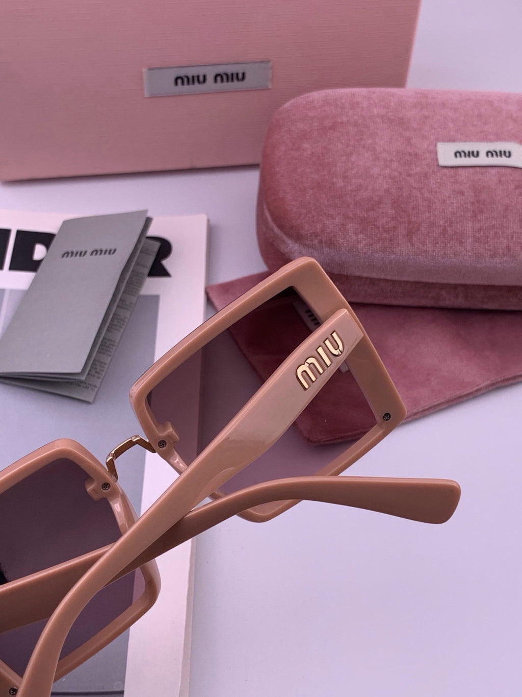Miu Miu M3998 Fashion Purple Lens Sunglasses for Men & Women - 372434 - detail image 3
