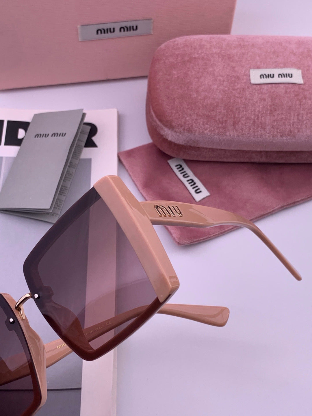 Miu Miu M3998 Fashion Purple Lens Sunglasses for Men & Women - 372434 - detail image 2
