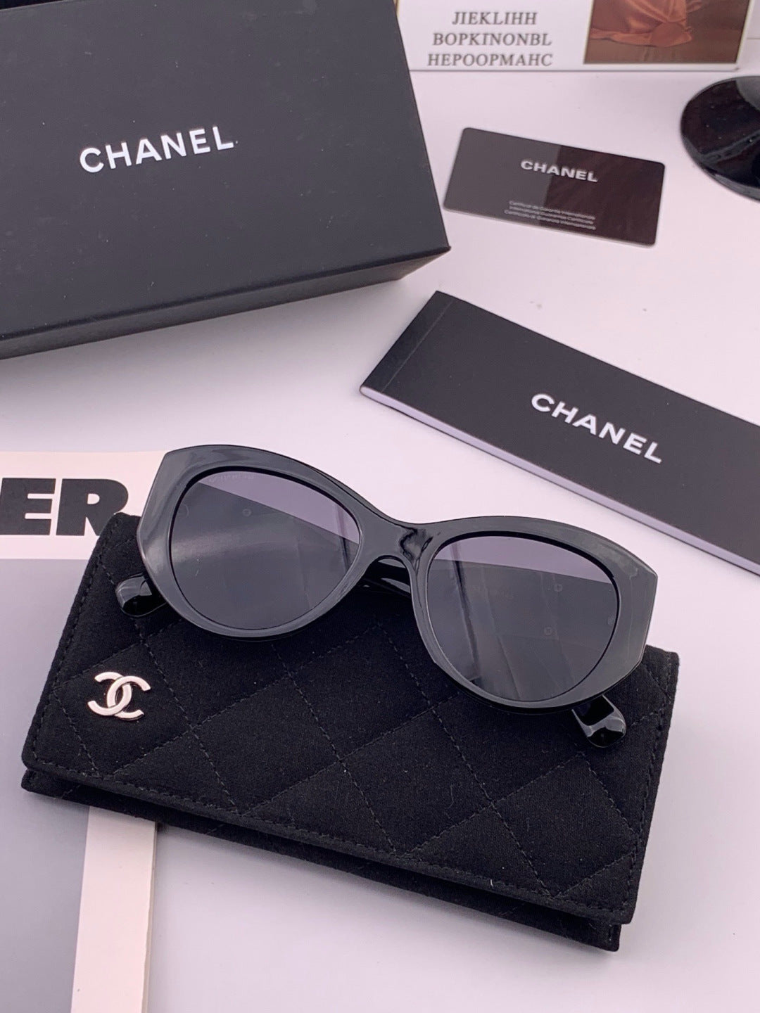 Chanel CH4600 Fashion Gold Lens Sunglasses for Men & Women - detail image 6