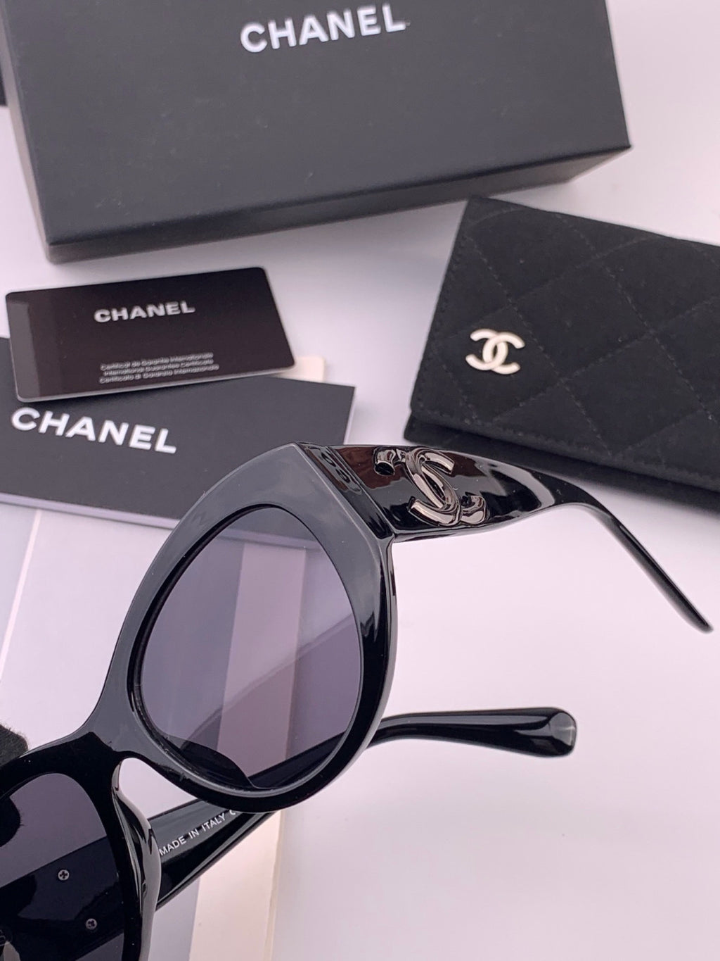 Chanel CH4600 Fashion Gold Lens Sunglasses for Men & Women - detail image 3