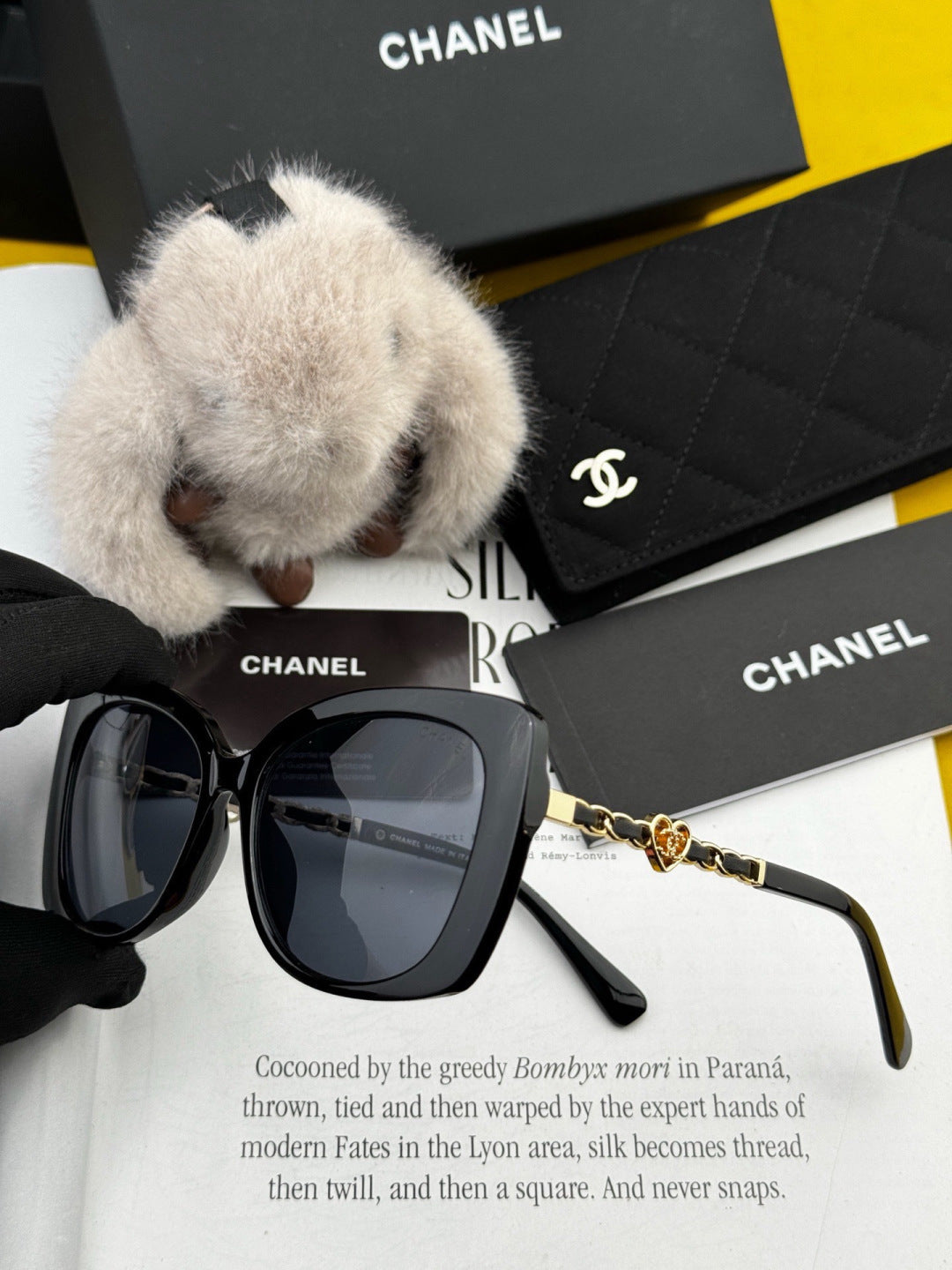 Chanel CH25801 Square Brown Lens Sunglasses for Men & Women - 382324 - detail image 4