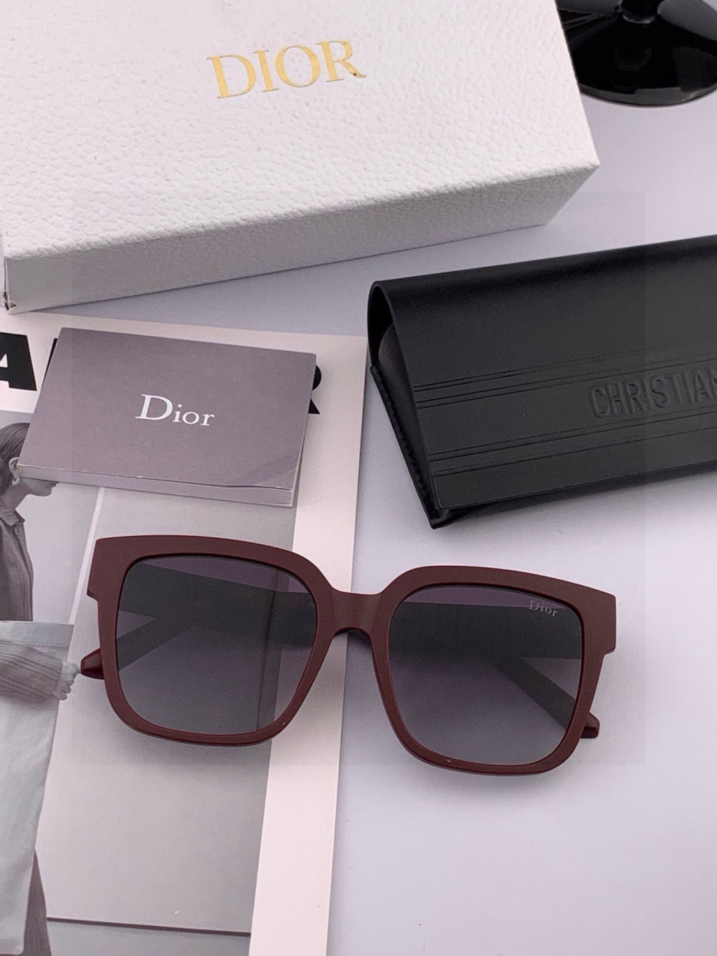 Dior D8304 Square Brown Lens Sunglasses for Men & Women - detail image 3