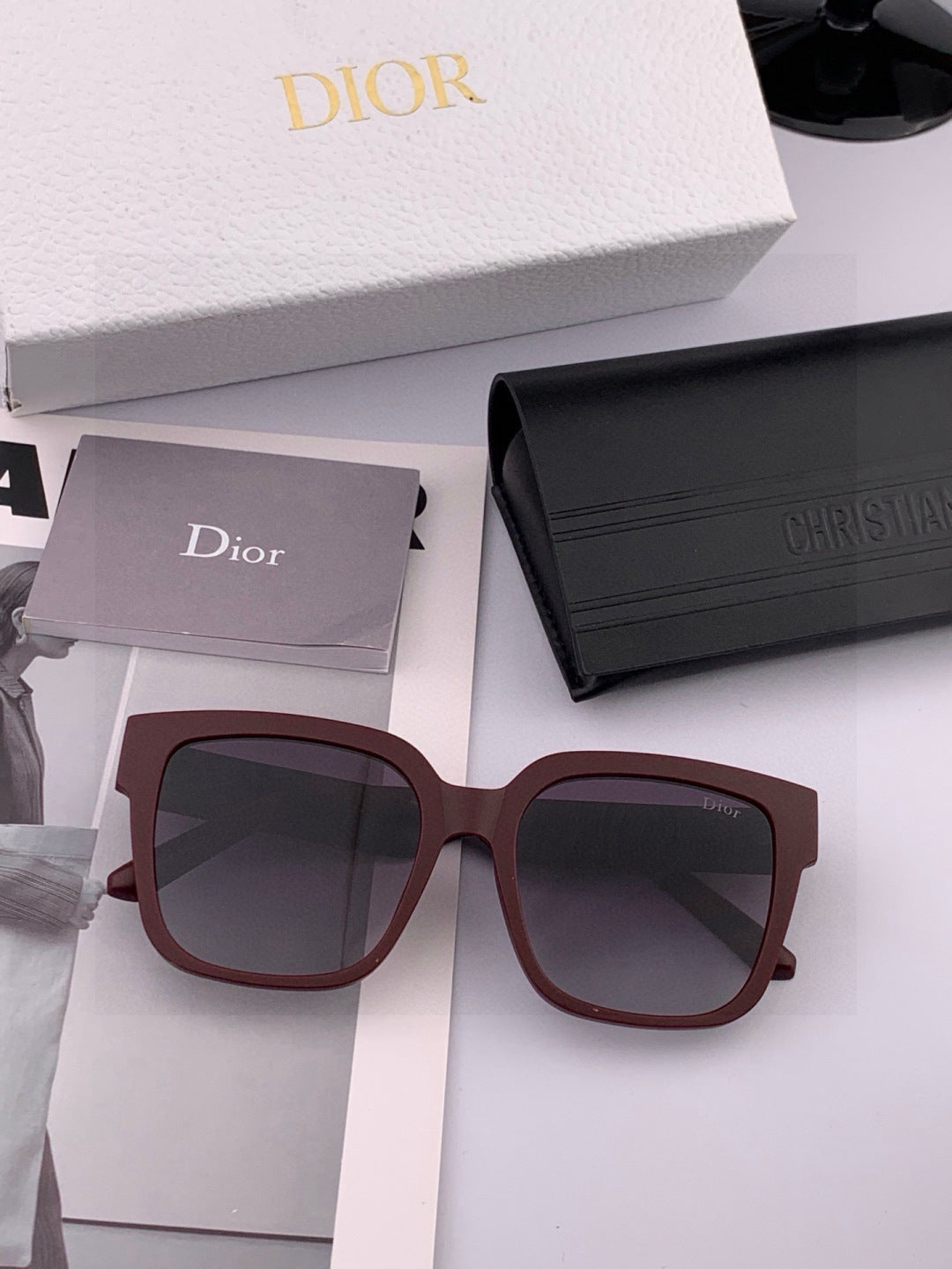 Dior D8304 Square Brown Lens Sunglasses for Men & Women - detail image 3