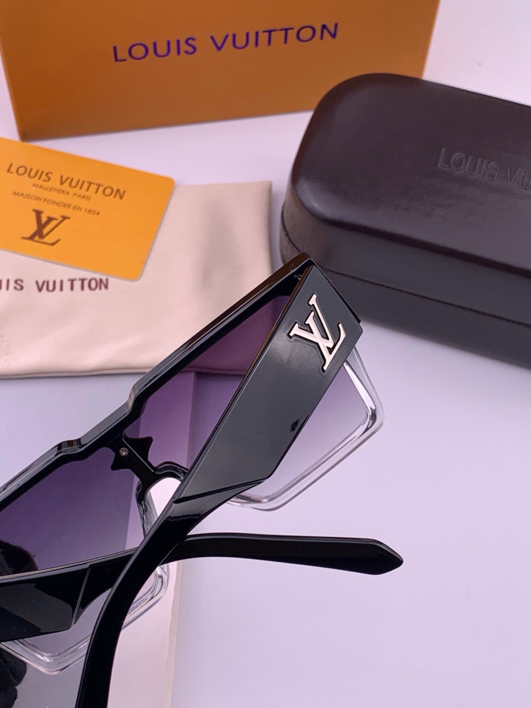 Louis Vuitton L7600 Square Black Lens Sunglasses for Women - 381851 - detail image 4