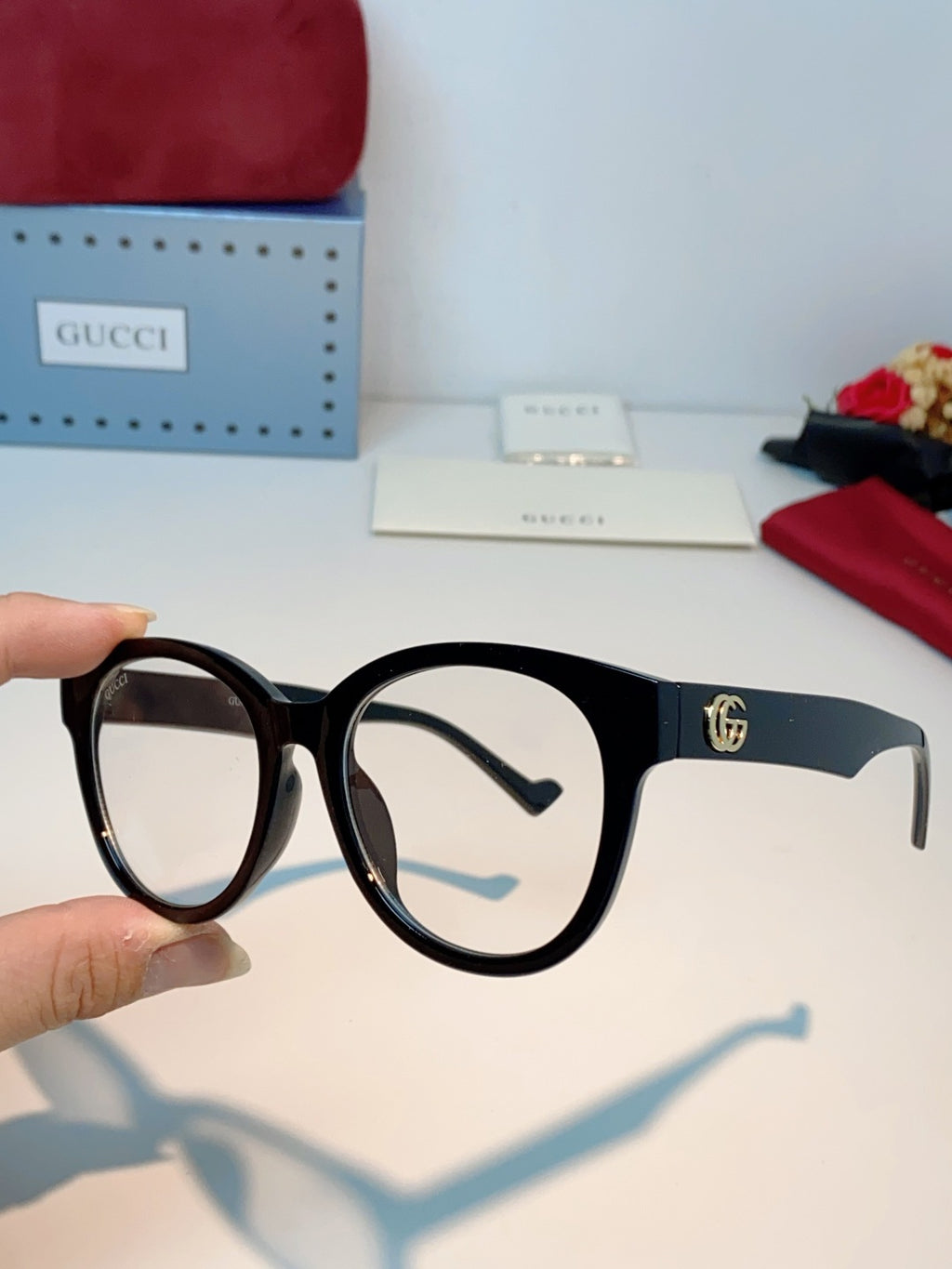 Gucci Metal Cat-Eye Black Lens Sunglasses for Men & Women - 398358 - detail image 6
