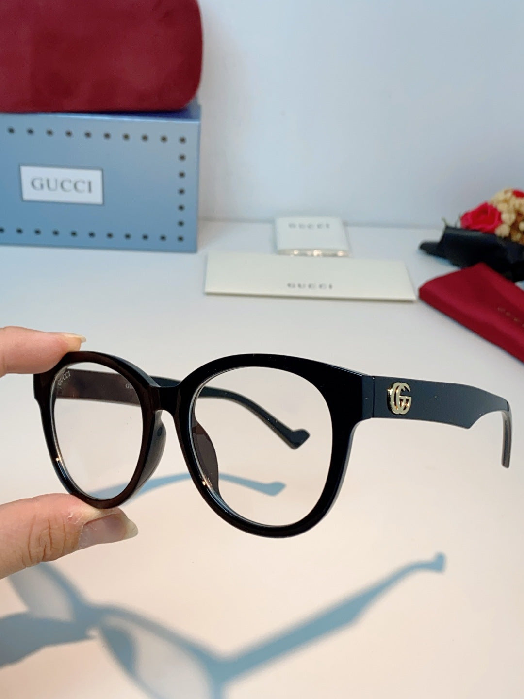 Gucci Metal Cat-Eye Black Lens Sunglasses for Men & Women - 398358 - detail image 6