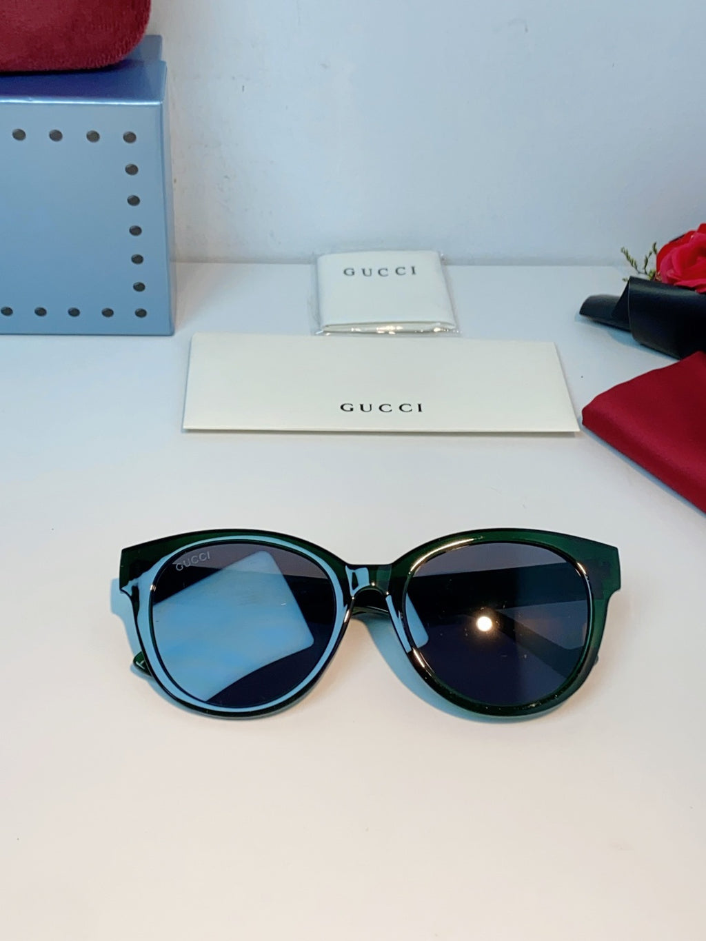 Gucci Metal Cat-Eye Green Lens Sunglasses for Men & Women - detail image 10