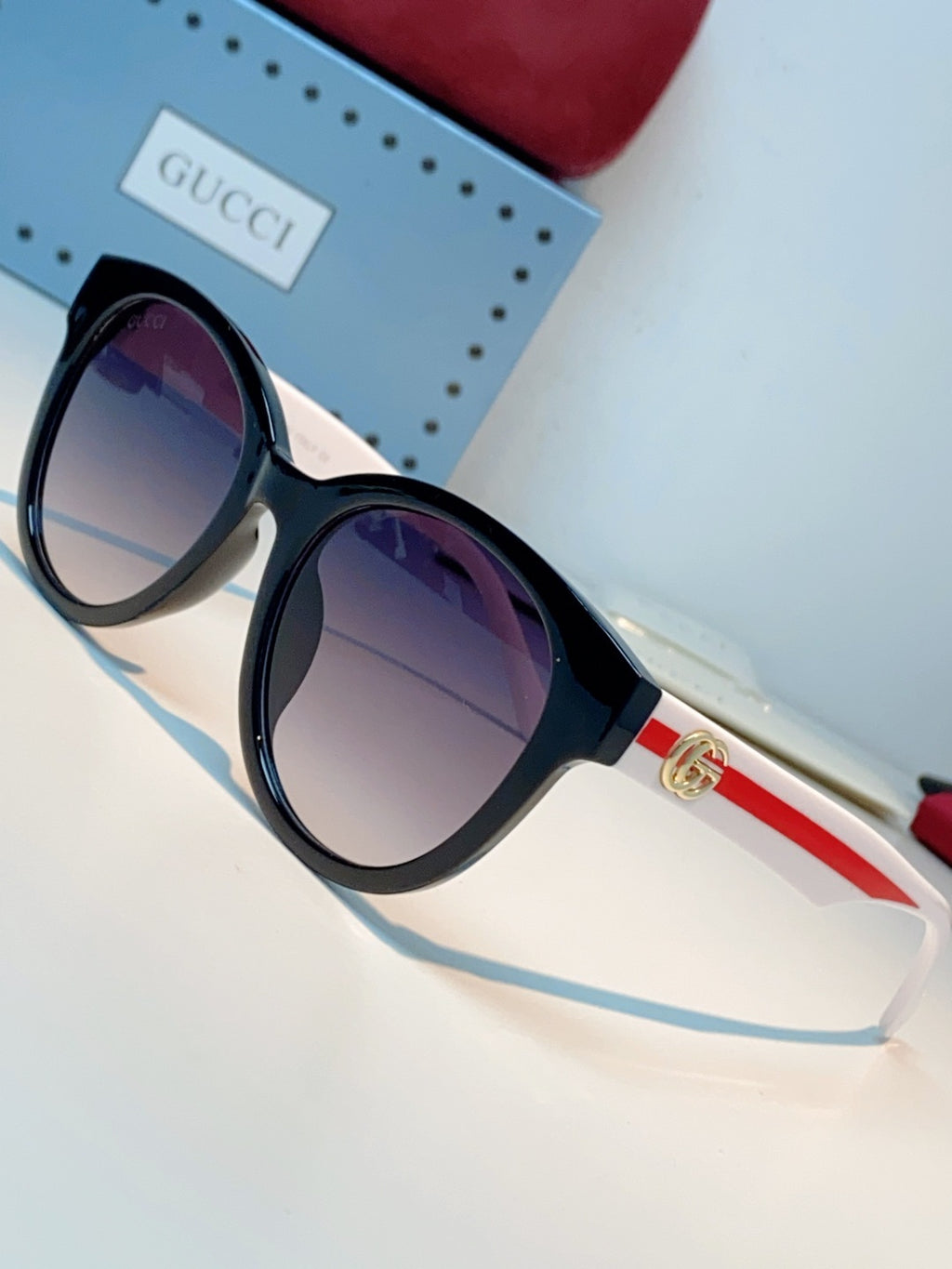 Gucci Metal Cat-Eye Black Lens Sunglasses for Men & Women - detail image 7