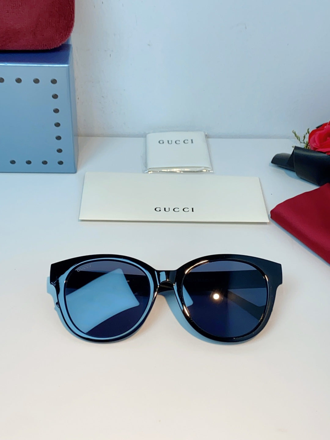 Gucci Metal Cat-Eye Blue Lens Sunglasses for Men & Women - detail image 10