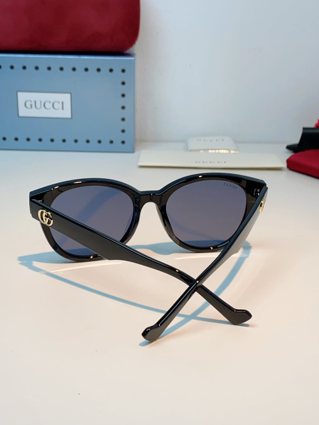 Gucci Metal Cat-Eye Blue Lens Sunglasses for Men & Women - detail image 3
