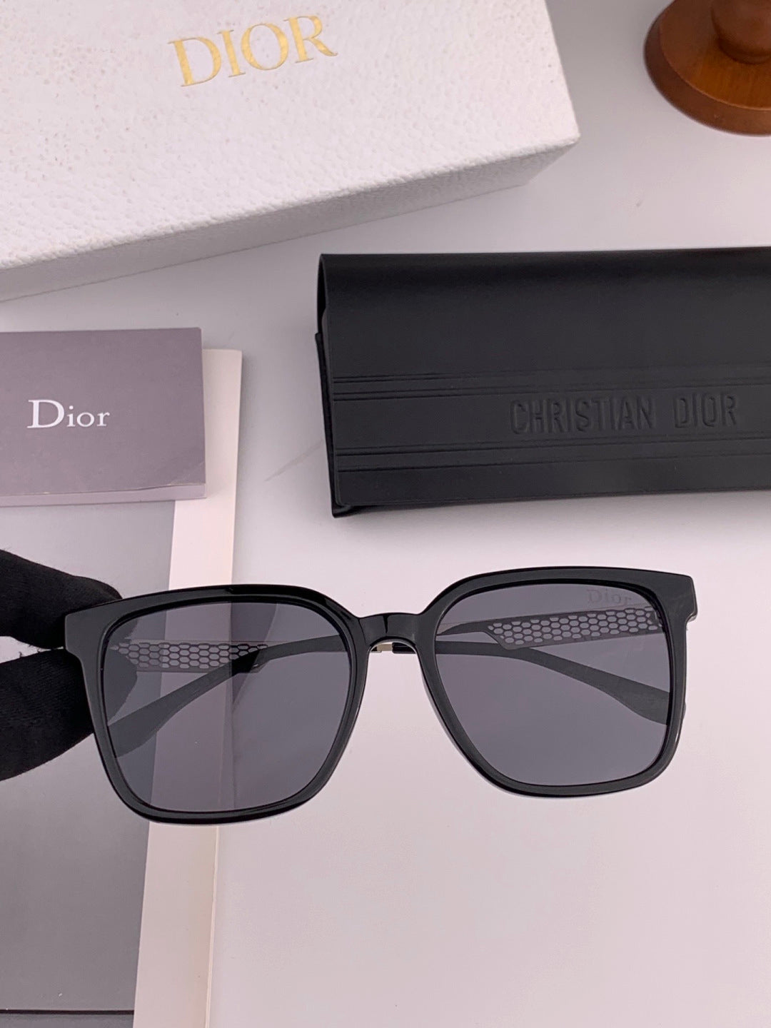 Dior CD35511 Polarized Square Gold Lens Sunglasses for Women - detail image 2
