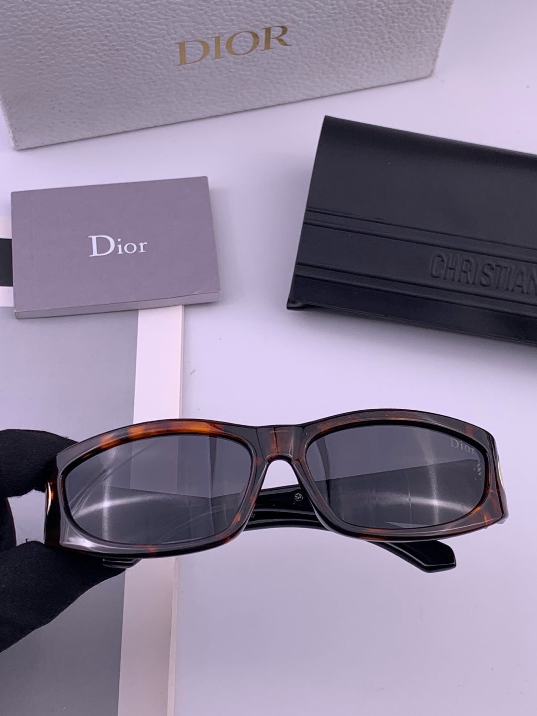 Dior CD7390 Polarized Fashion Brown Lens Sunglasses for Women - detail image 3