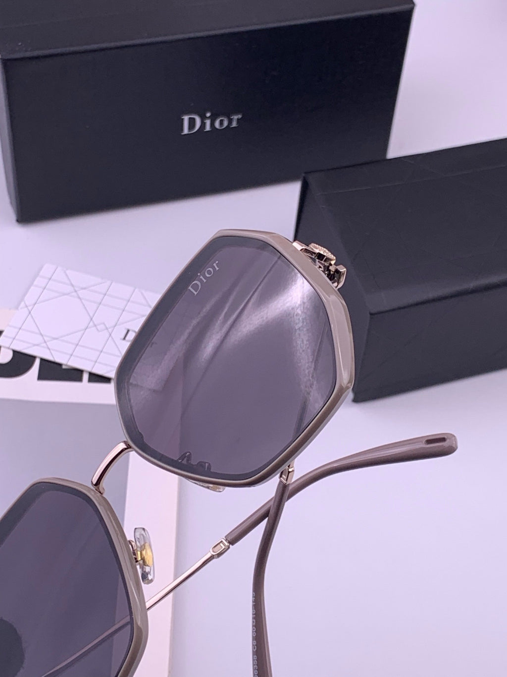 Dior CD8635 Polarized Square Brown Lens Sunglasses for Women - detail image 6
