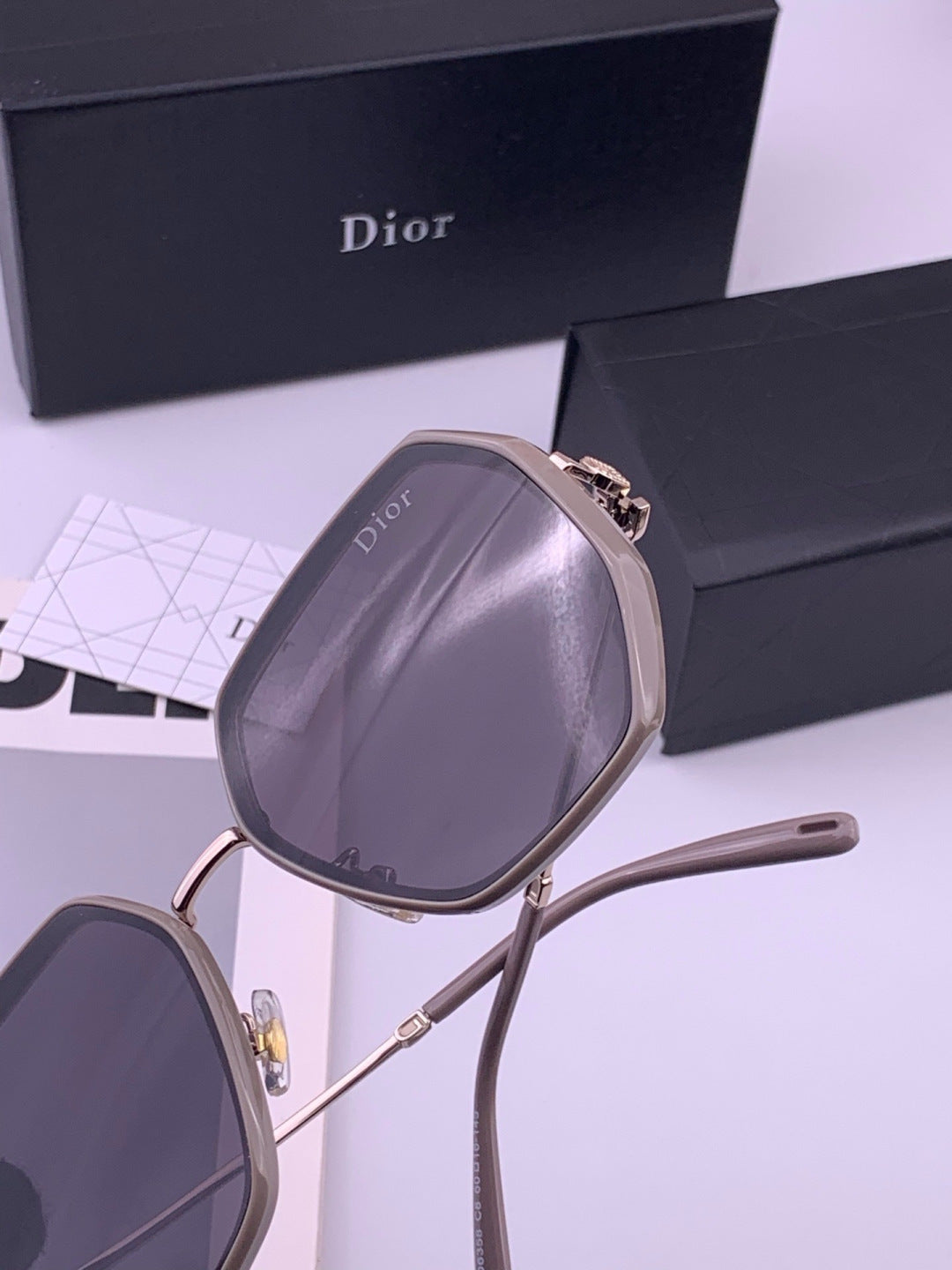 Dior CD8635 Polarized Square Brown Lens Sunglasses for Women - detail image 6