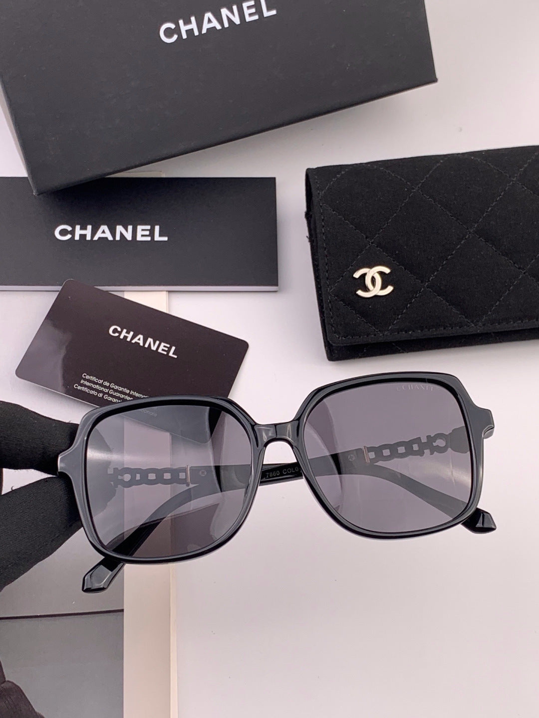 Chanel CH0786 Polarized Square Black Lens Sunglasses for Women - detail image 2