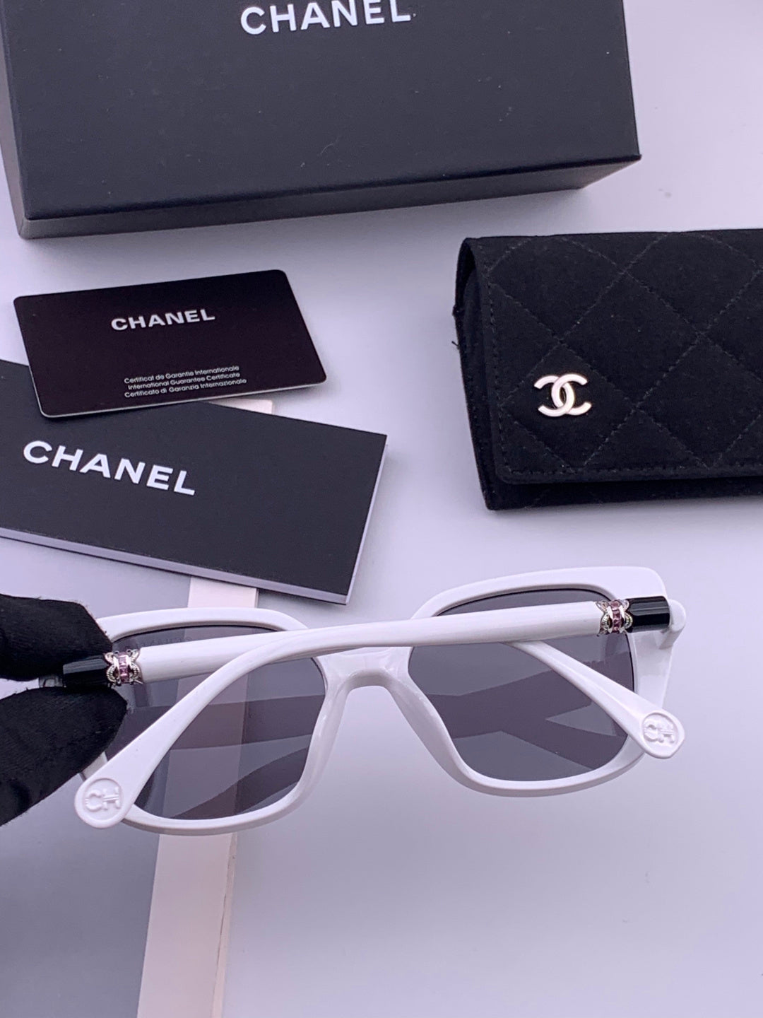 Chanel CH5907 Polarized Square Brown Lens Sunglasses for Women - 382317 - detail image 4