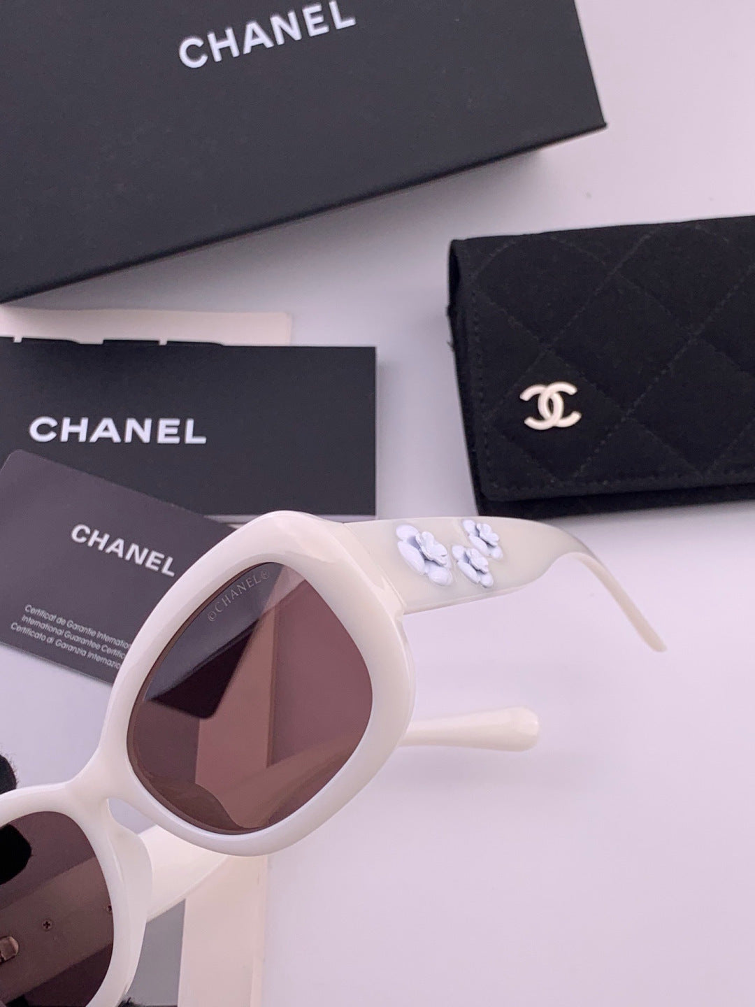 Chanel CH3788 Polarized Round Black Lens Sunglasses for Men & Women - detail image 5