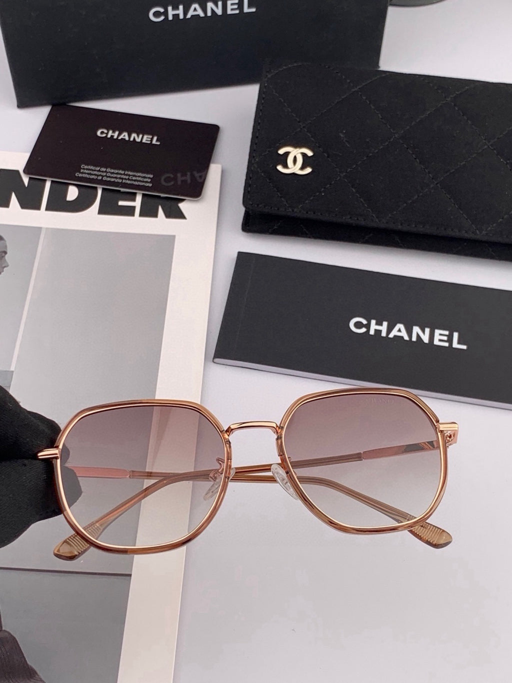 Chanel CH9375 Fashion Gold Lens Sunglasses for Men & Women - detail image 3