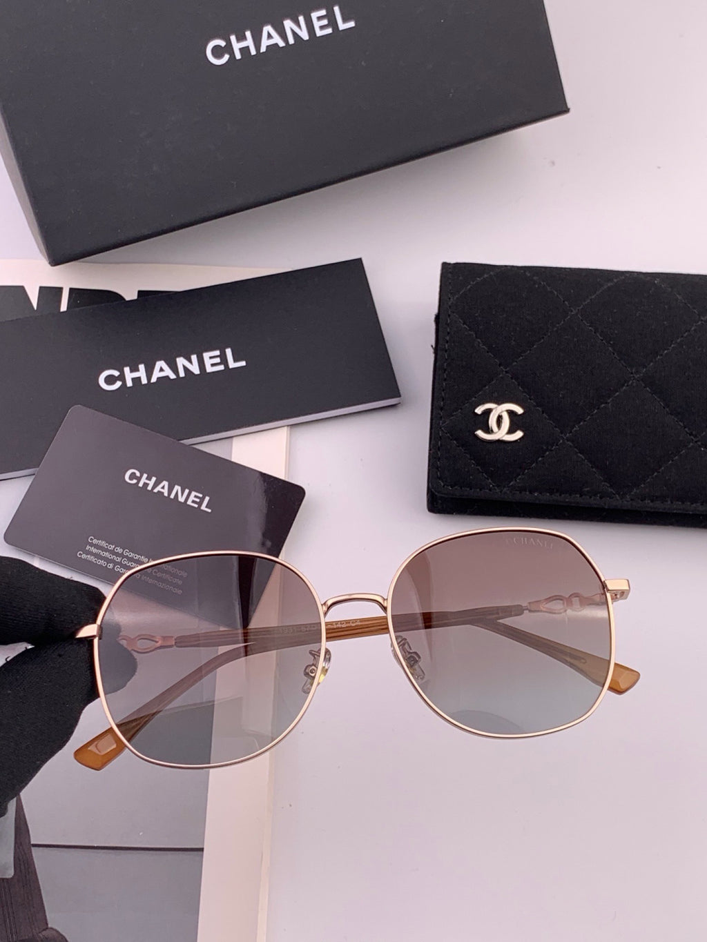 Chanel CH1193 Fashion Gold Lens Sunglasses for Men & Women - 382286 - detail image 2