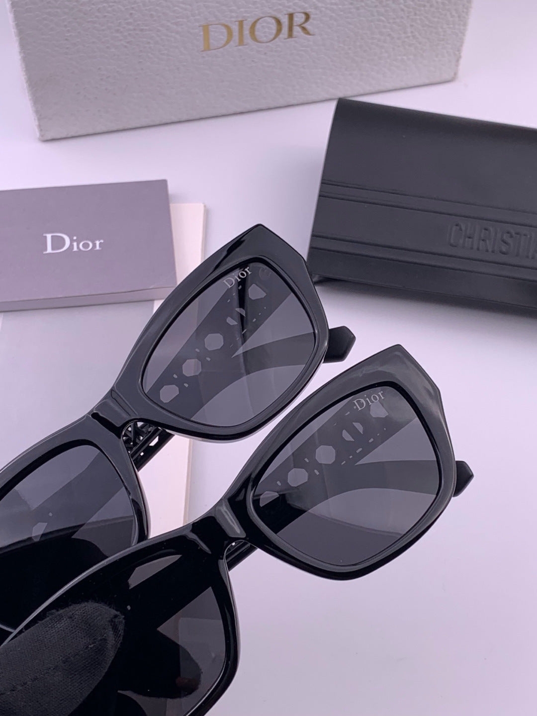 Dior CD5390 Polarized Fashion Brown Lens Sunglasses for Women - 382473 - detail image 2