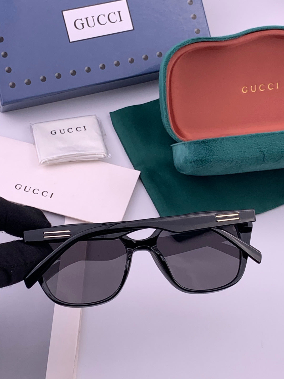 Gucci G77726 Polarized Square Black Lens Sunglasses for Men & Women - 382135 - detail image 6