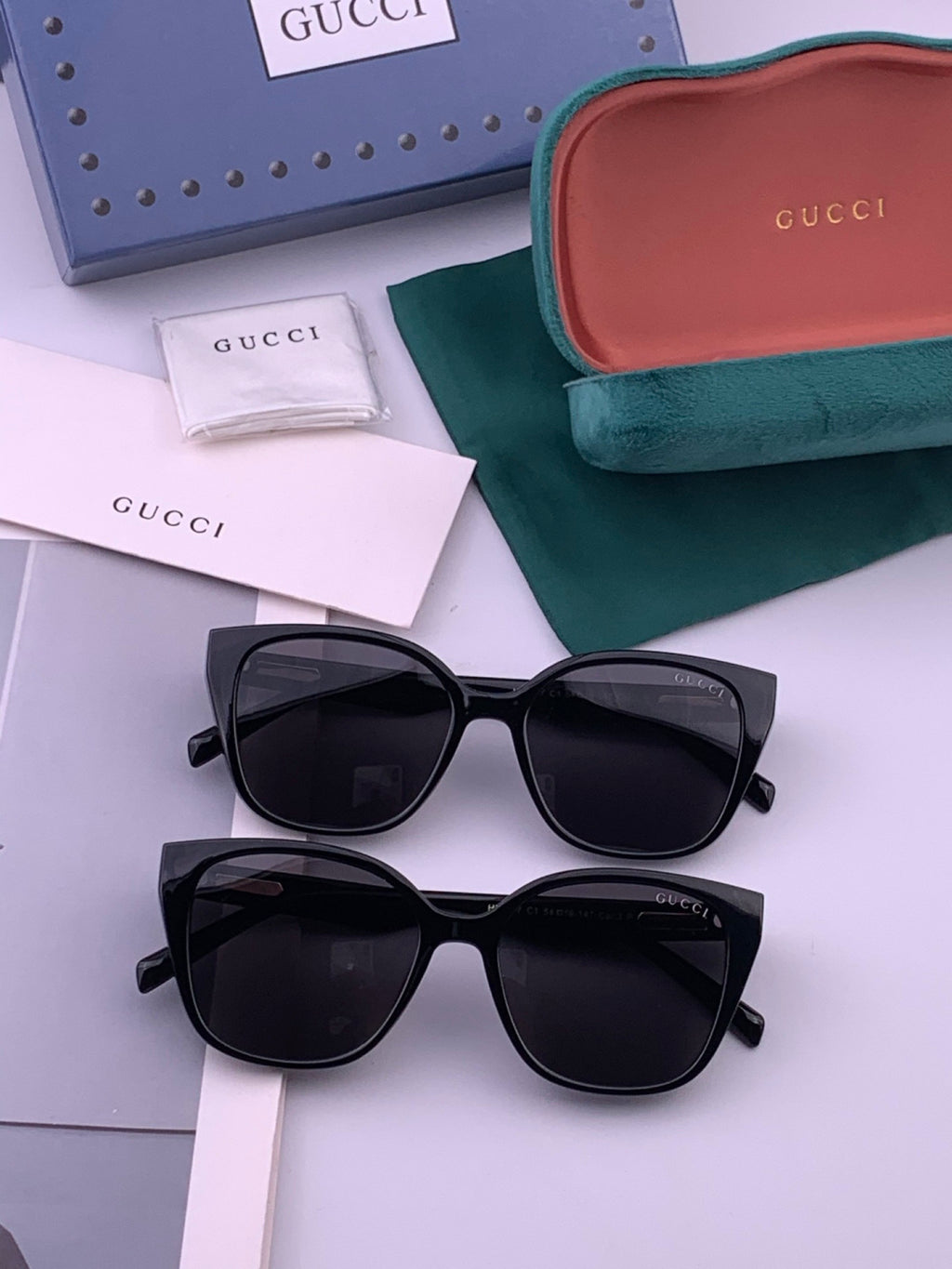 Gucci G77726 Polarized Square Black Lens Sunglasses for Men & Women - 382135 - detail image 7