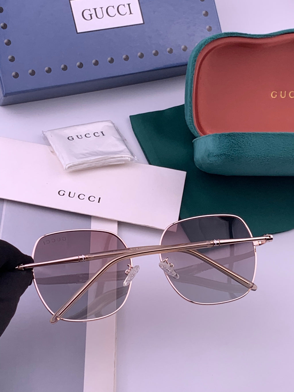 Gucci G55813 Fashion Black Lens Sunglasses for Men & Women - 382118 - detail image 7
