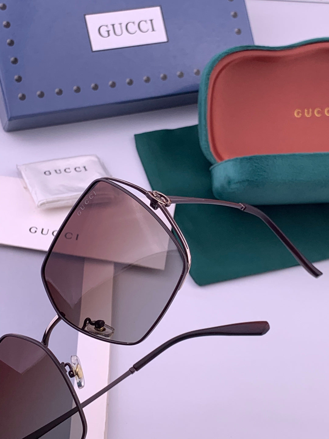 Gucci G9638 Polarized Square Brown Lens Sunglasses for Women - 382120 - detail image 3