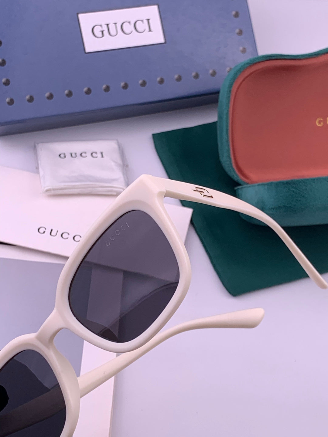 Gucci G5108 Polarized Square Black Lens Sunglasses for Women - 382122 - detail image 4