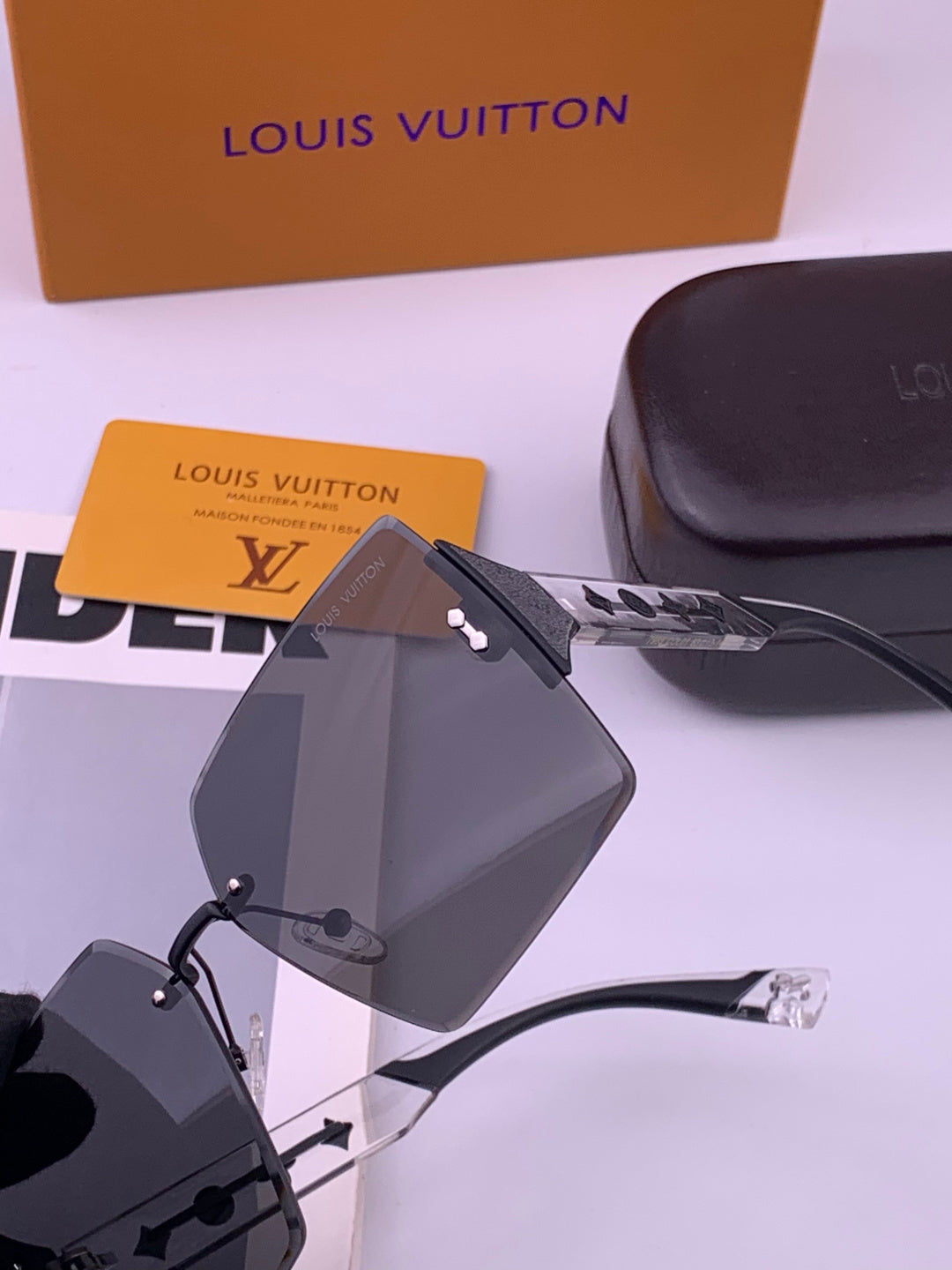 Louis Vuitton L5798 Polarized Square Brown Lens Sunglasses for Men & - 381752 - detail image 3