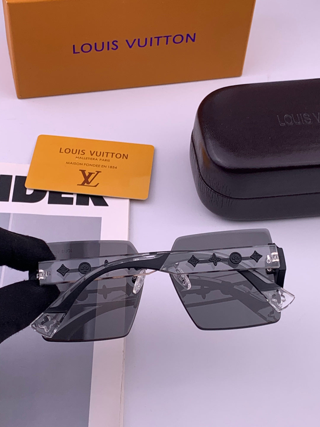Louis Vuitton L5798 Polarized Square Brown Lens Sunglasses for Men & - 381752 - detail image 4