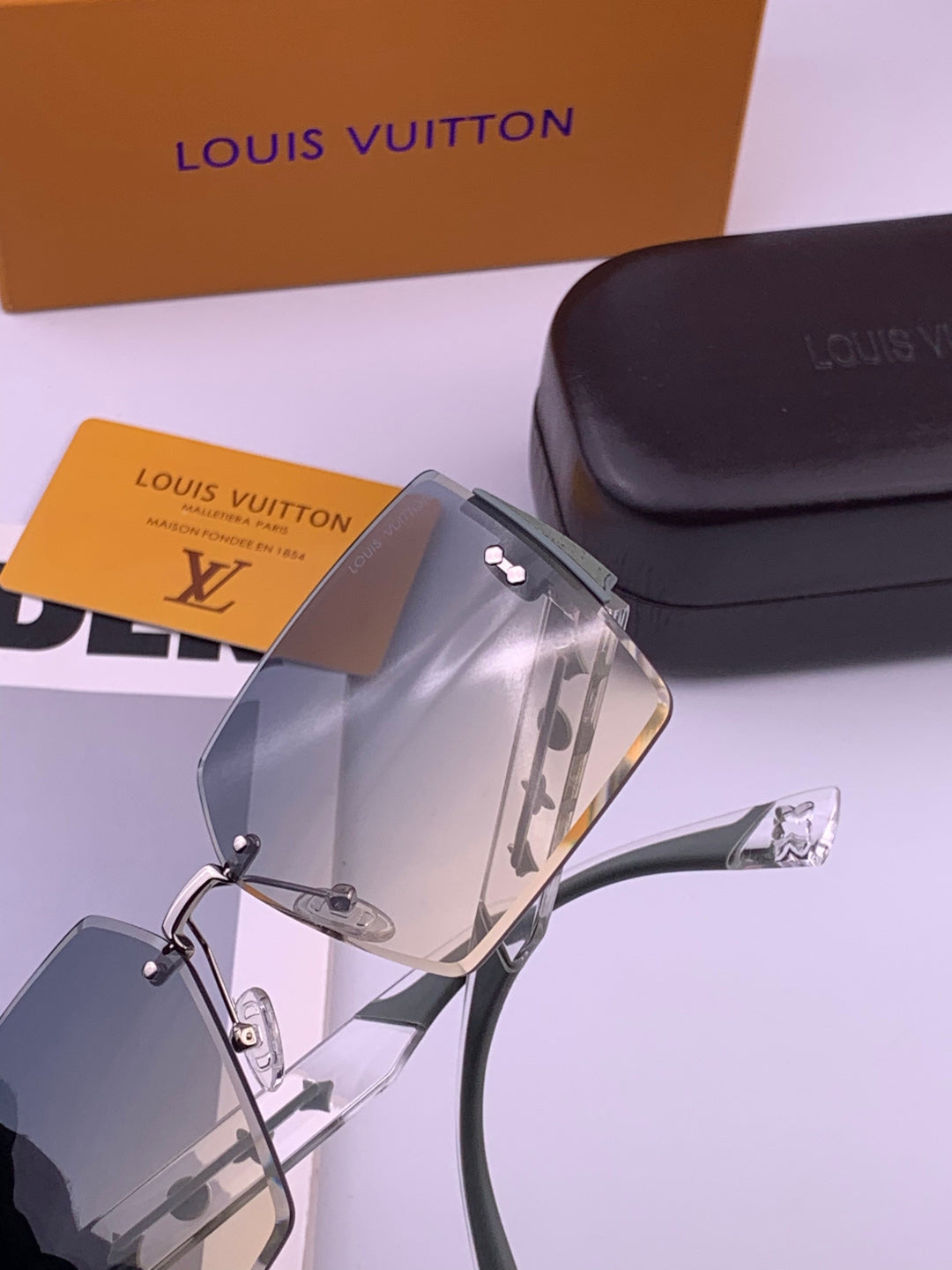 Louis Vuitton L5798 Polarized Square Brown Lens Sunglasses for Men & - 381754 - detail image 6