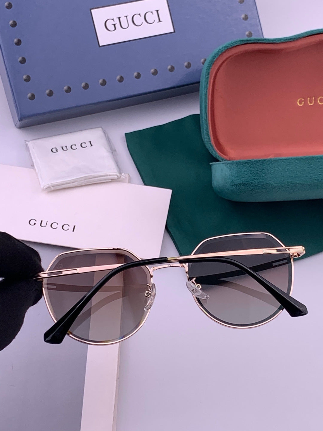 Gucci G6201 Polarized Rimless Black Lens Sunglasses for Men & Women - 382089 - detail image 3