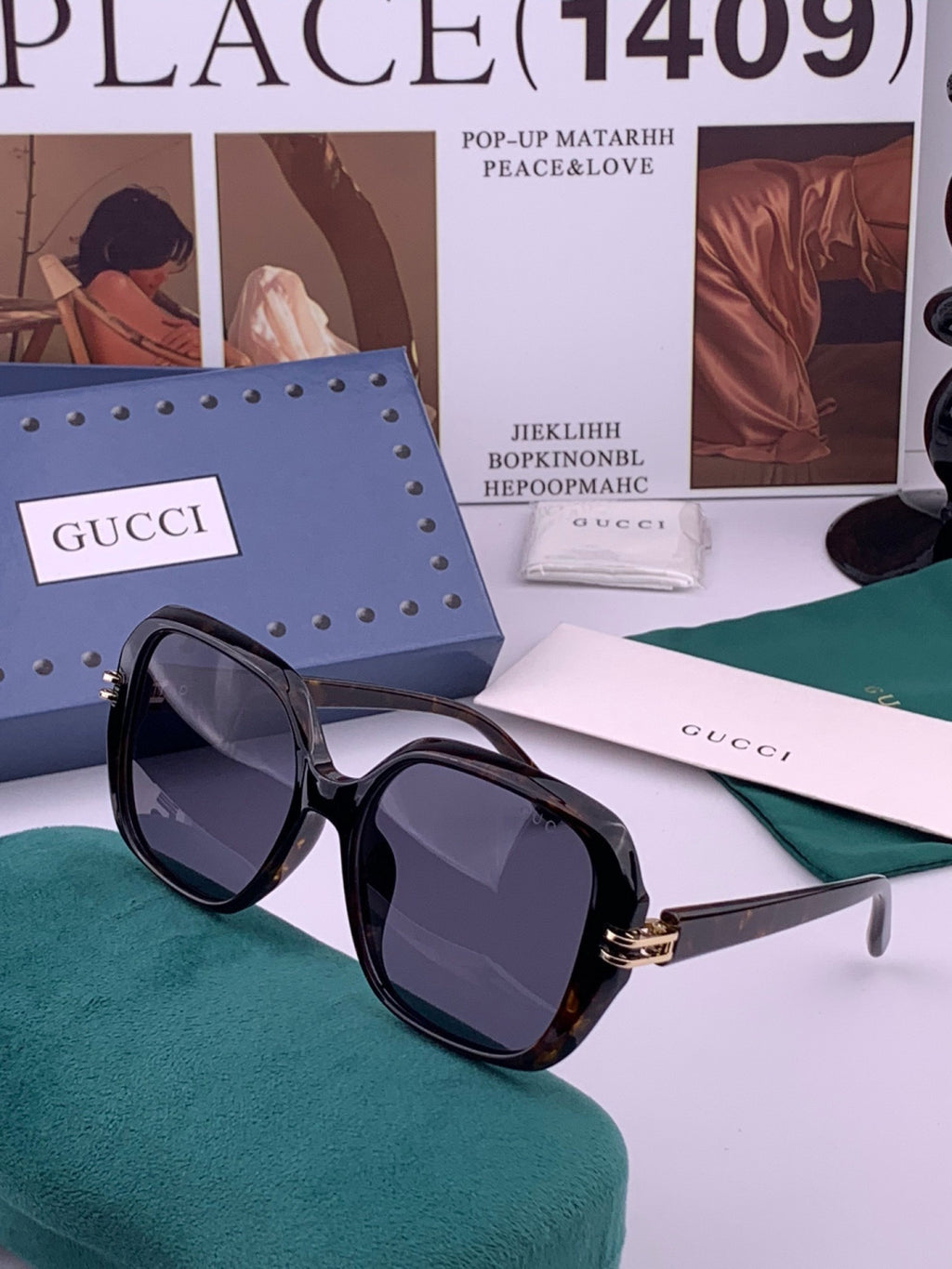 Gucci G2911 Polarized Square Red Lens Sunglasses for Women - 382091