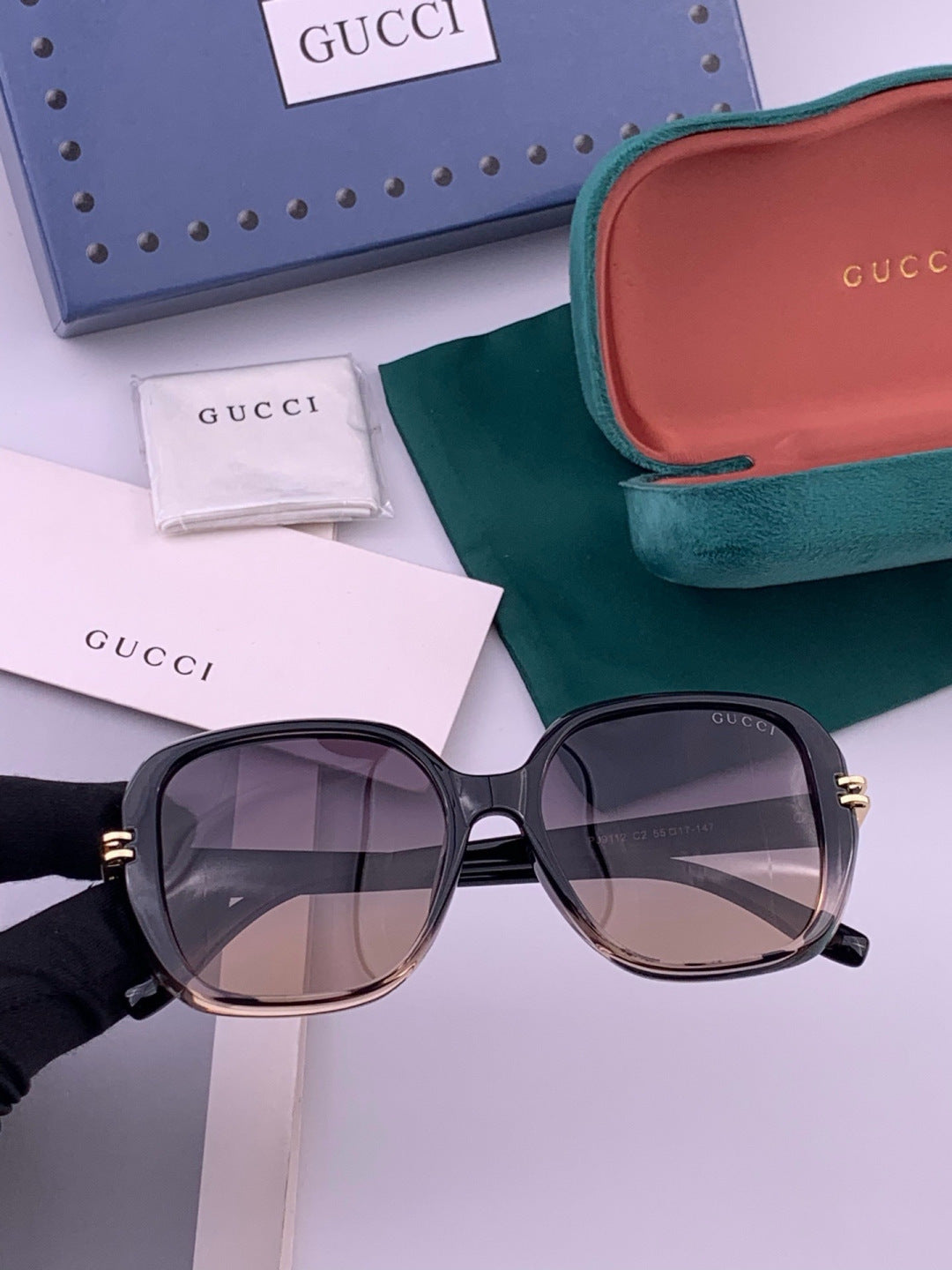 Gucci G2911 Polarized Square Red Lens Sunglasses for Women - 382092