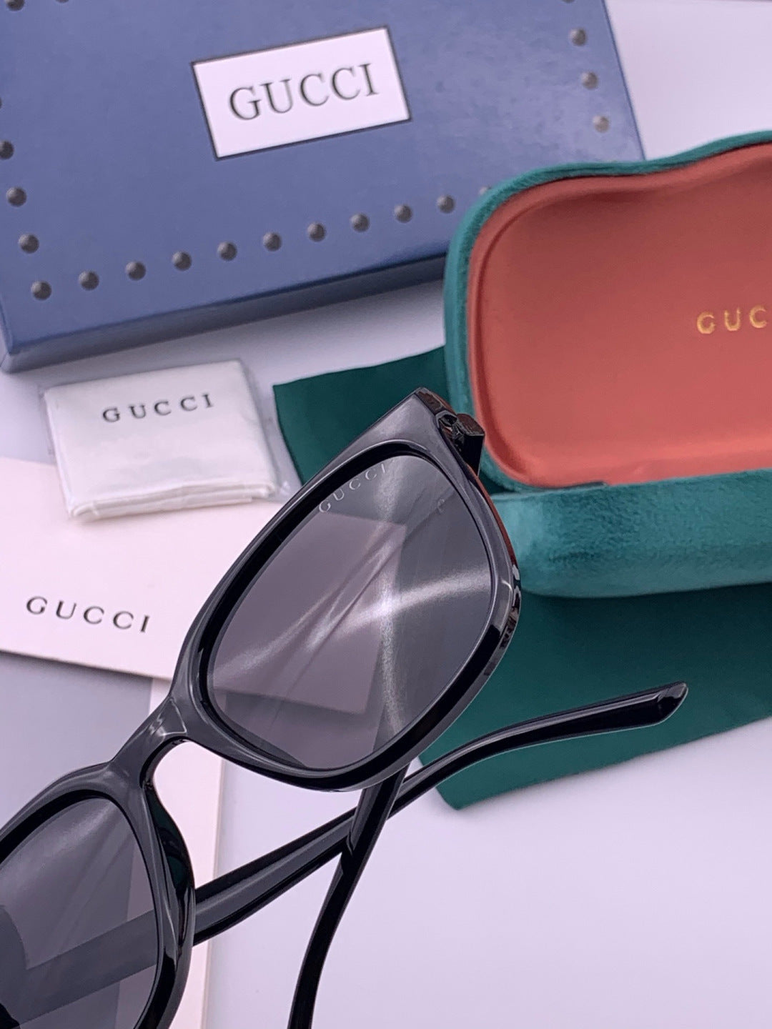Gucci G57712 Polarized Square Gold Lens Sunglasses for Women - 382093 - detail image 5